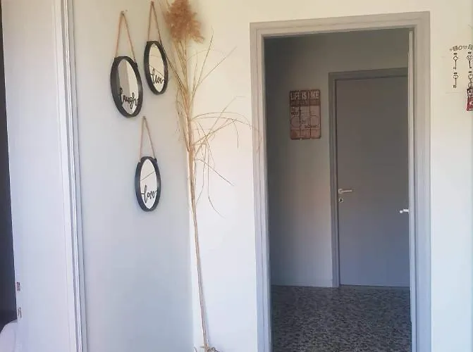 Nala's House 公寓 利昂尼迪翁