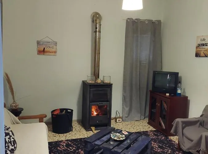 Nala's House Leonídion